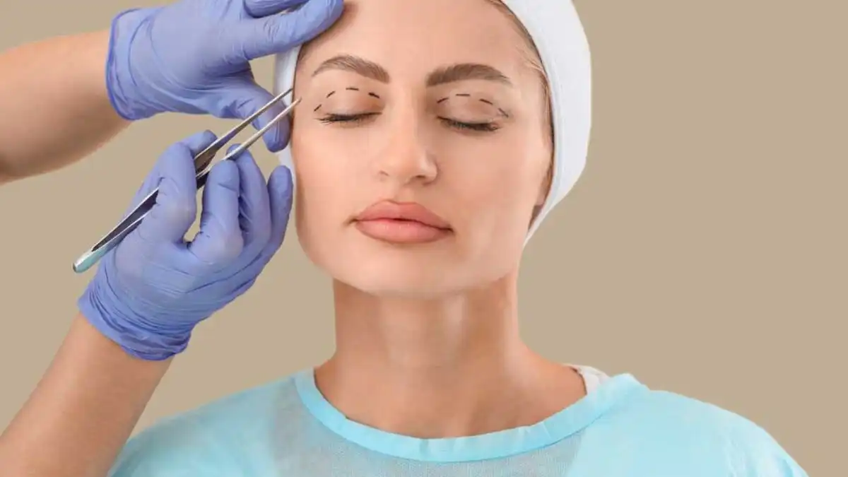 بهترین فوق تخصص جراحی پلک در تهران